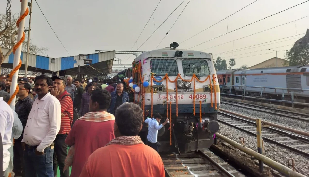 Patna to Pune with stops at Rajkot and Ahmedabad summer special Train