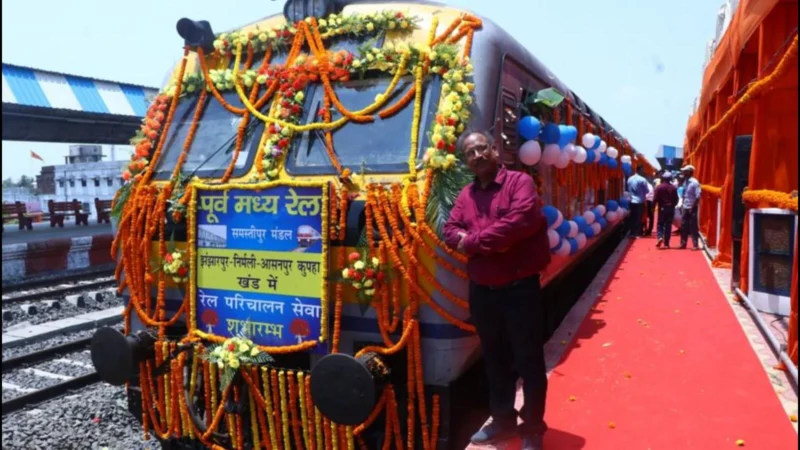 Gopalganj-railways-gave-a-gift-this-express-train-will-stop-at-these-two-stations-of-gopalganj-check-the-timing
