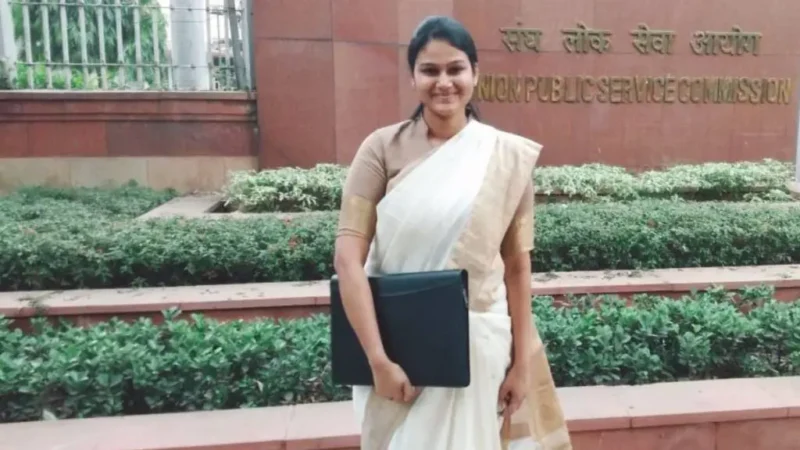 IAS Shraddha Gome Success Story