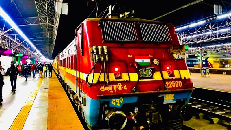 Special Stoppage for Navratri Devotees: 5 Trains at Maihar Station